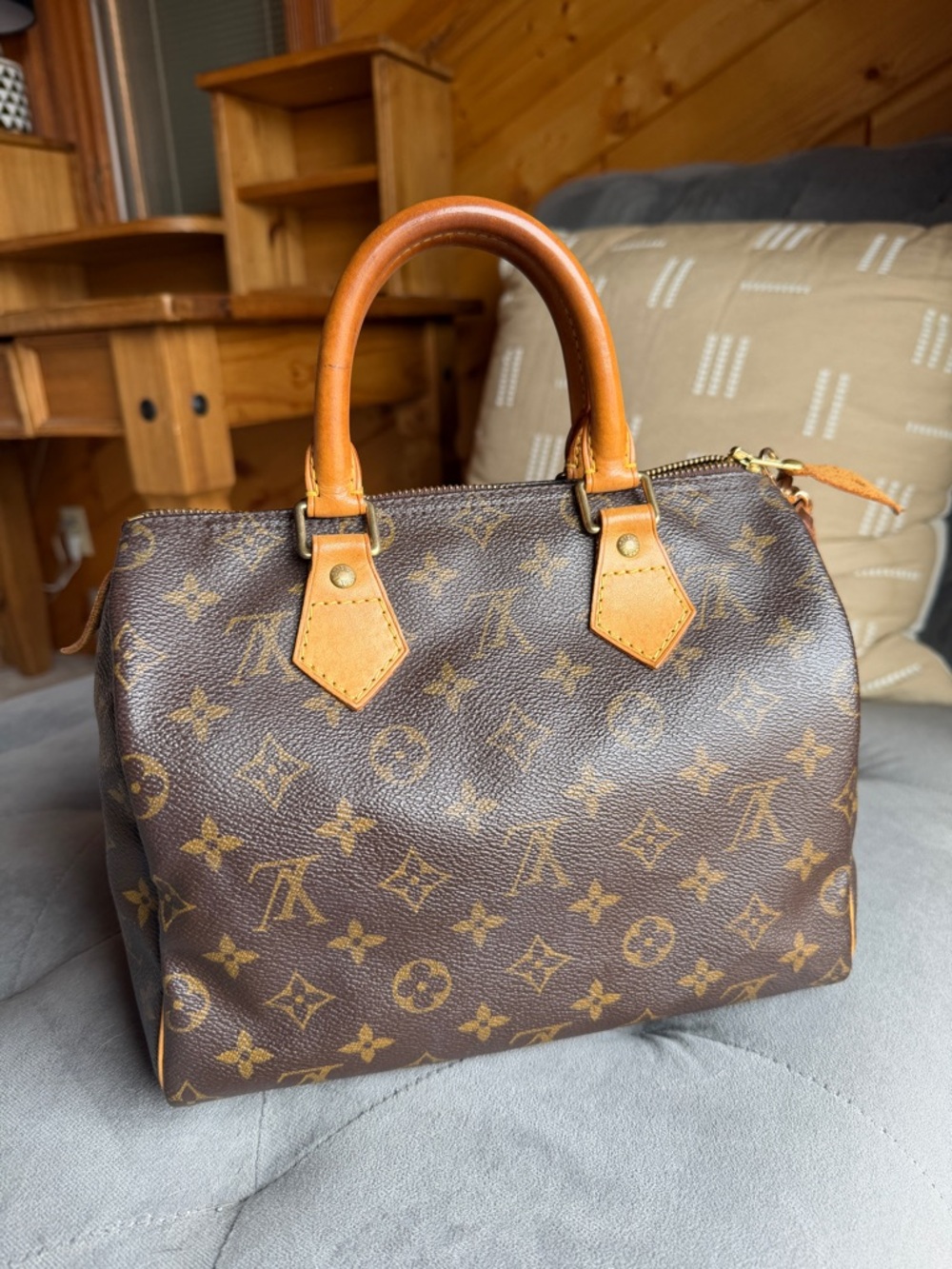 Vintage Louis Vuitton Monogram Canvas Speedy 25 - Picture 2 of 11